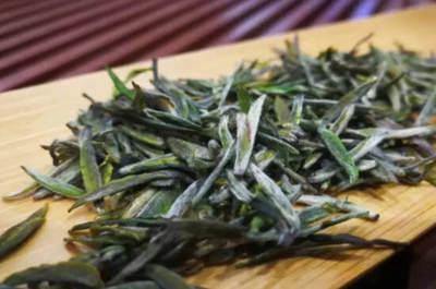 信阳毛尖 清香鲜爽的绿茶瑰宝